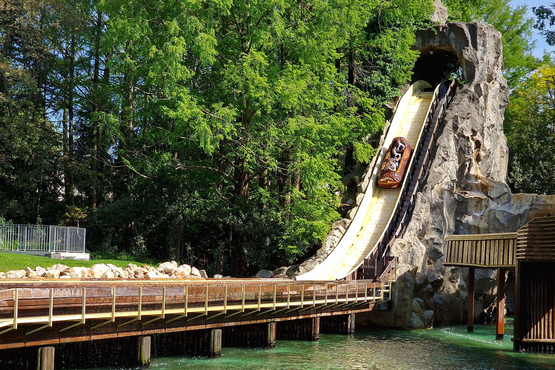 Camping Bella Italia Lake Garda Italy, image size:1920x1280